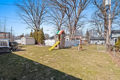 421 Memory Court, Green Bay, WI 54301 - Photo 34