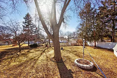 218 Longview Avenue, Green Bay, WI 54301 - Photo 56