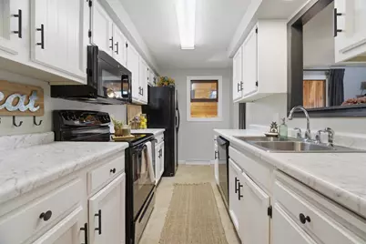 1223 W Grant Street, Appleton, WI 54914 - Photo 6