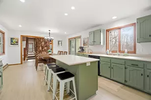 4431 Swallow Banks Ln, Oshkosh, WI 54904 - Photo 12