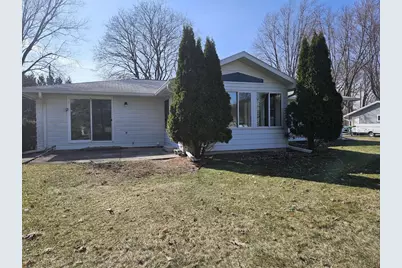 1011 Alpine Drive, Green Bay, WI 54311 - Photo 2