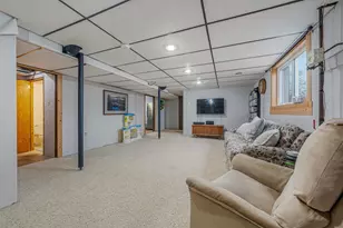 827 Heritage Trail, Oshkosh, WI 54904 - Photo 18