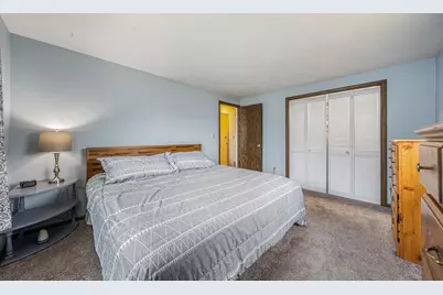 827 Heritage Trail, Oshkosh, WI 54904 - Photo 12