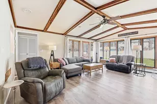 1427 Springdale Ln, Green Bay, WI 54304 - Photo 14