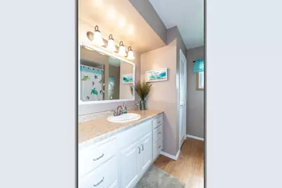 828 W Warren Street, New London, WI 54961 - Photo 20