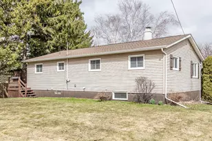 828 W Warren St, New London, WI 54961 - Photo 36