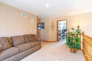 1825 Pine Tree Ct, Luxemburg, WI 54217 - Photo 22