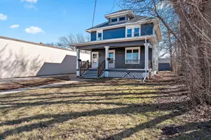 209 Nicolet Blvd, Neenah, WI 54956 - Photo 2