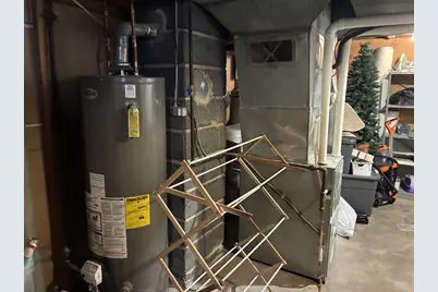 1646 Loretta Lane, Green Bay, WI 54302 - Photo 24