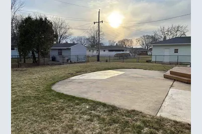 1646 Loretta Lane, Green Bay, WI 54302 - Photo 4