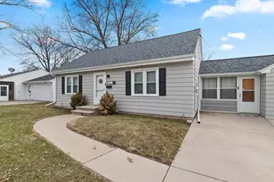 3107 S Webster Ave, Green Bay, WI 54301 - Photo 48