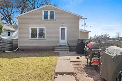 846 Oak Street, De Pere, WI 54115 - Photo 2