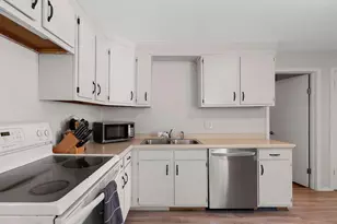 846 Oak St, De Pere, WI 54115 - Photo 12