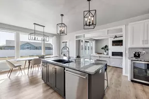 1015 Nutmeg Dr, De Pere, WI 54115 - Photo 10