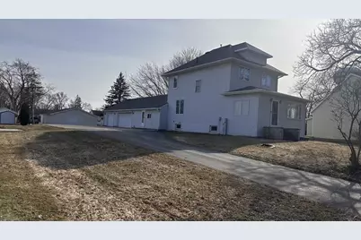 314 Summit Street, Pulaski, WI 54162 - Photo 4