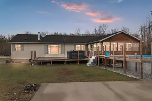 W9041 Airport Rd, Crivitz, WI 54114 - Photo 2