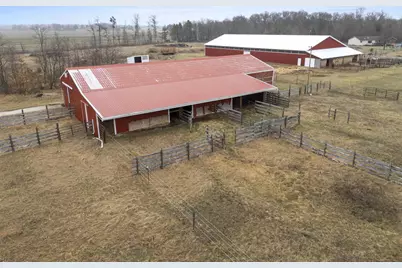 W9041 Airport Road, Crivitz, WI 54114 - Photo 10