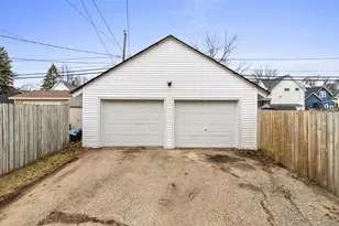 1533 Pierce Ave, Marinette, WI 54143 - Photo 46