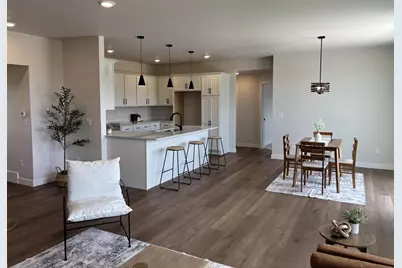 8367 Marlo Avenue, Neenah, WI 54956 - Photo 6