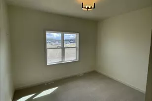 3757 Evelyn Rose Ln, Suamico, WI 54313 - Photo 18