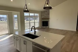 3757 Evelyn Rose Ln, Suamico, WI 54313 - Photo 12