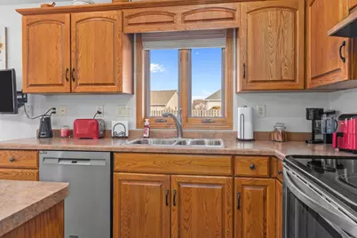 1239 Fawn Drive, Neenah, WI 54956 - Photo 16