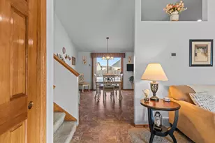 1239 Fawn Dr, Neenah, WI 54956 - Photo 10