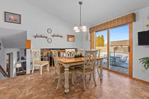 1239 Fawn Dr, Neenah, WI 54956 - Photo 20