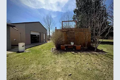 404 Broadway, Berlin, WI 54923 - Photo 70