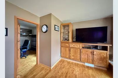 404 Broadway, Berlin, WI 54923 - Photo 8