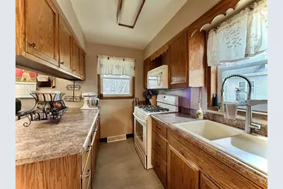 404 Broadway, Berlin, WI 54923 - Photo 16