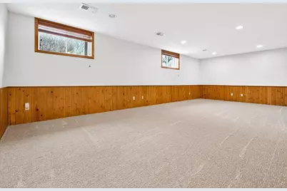 1321 Shooting Star Drive, Neenah, WI 54956 - Photo 40