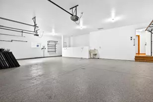 1321 Shootingstar Dr, Neenah, WI 54956 - Photo 38