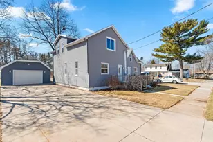 251 Birch St, Peshtigo, WI 54157 - Photo 4