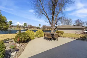 136 Circle Dr, Shawano, WI 54166 - Photo 30
