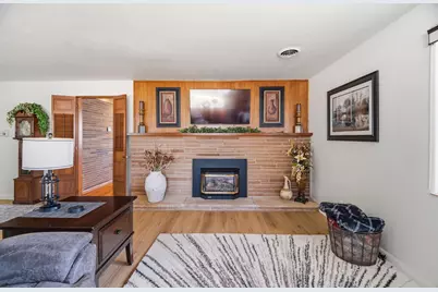 136 Circle Drive, Shawano, WI 54166 - Photo 6