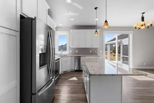 5485 N Amethyst Dr, Appleton, WI 54913 - Photo 10