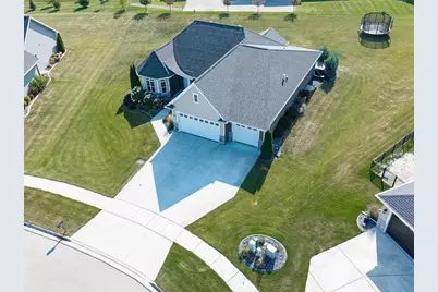 4637 Trellis Drive, De Pere, WI 54115 - Photo 2