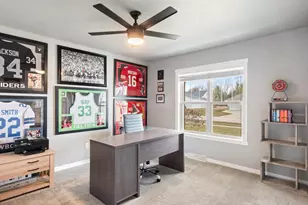 2153 Potter Dr, De Pere, WI 54115 - Photo 8