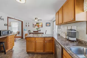 316 E Lincoln Ave, Oshkosh, WI 54901 - Photo 10