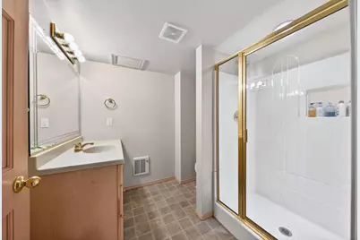 422 E Olde Paltzer Court, Appleton, WI 54913 - Photo 34