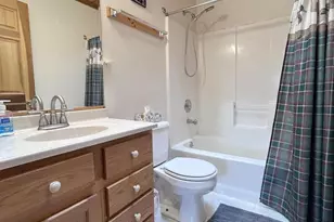 W16468 S Hilbert Dr, Armstrong Creek, WI 54103 - Photo 16