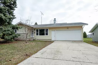 529 Taft Street, Fond du Lac, WI 54935 - Photo 1