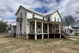 555 Pecor St, Oconto, WI 54153 - Photo 6