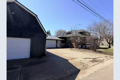 616 NE 3rd Street, Marion, WI 54950 - Photo 6