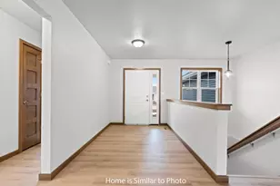 1723 Betty Jean Ln, Green Bay, WI 54313 - Photo 2