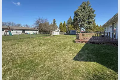 1315 Wedgewood Lane, Neenah, WI 54956 - Photo 18