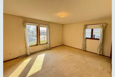 1315 Wedgewood Lane, Neenah, WI 54956 - Photo 10