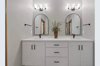 1629 N Honeysuckle Circle, De Pere, WI 54115 - Photo 28