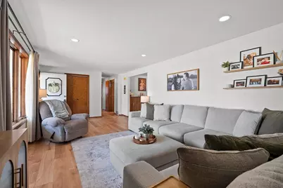 2130 King James Drive, Green Bay, WI 54304 - Photo 4